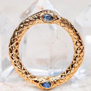 Medallion_Gold_10-Lab