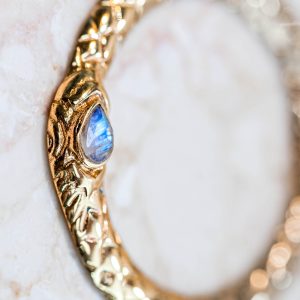Medallion_Gold_12-Lab