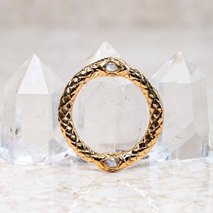 Medallion_Gold_7-Moonstone