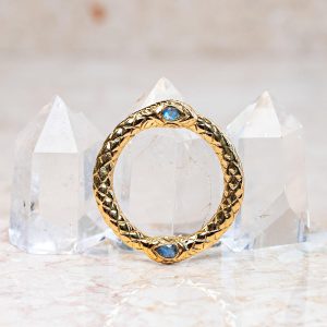 Medallion_Gold_8-Lab
