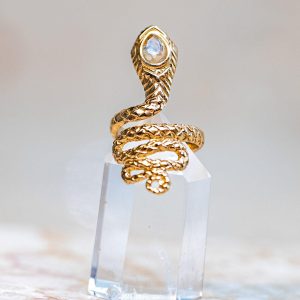 SerpentRing_Brass_11-Moonstone